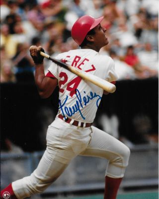 Tony Perez - Cincinnati Reds - Hand Signed - Autographed 8x10 Photo -