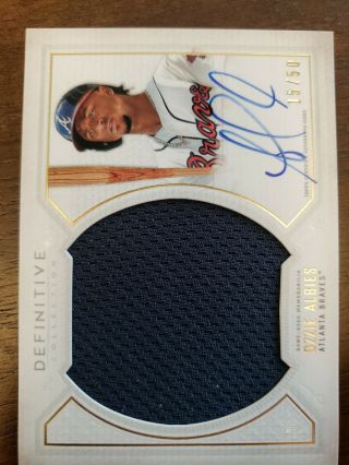 Ozzie Albies Patch Auto Topps Definitive Braves 15/50
