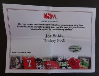 Joe Sakic Signed Autographed Colorado Avalanche Logo Puck (LSM Authenticity) 5