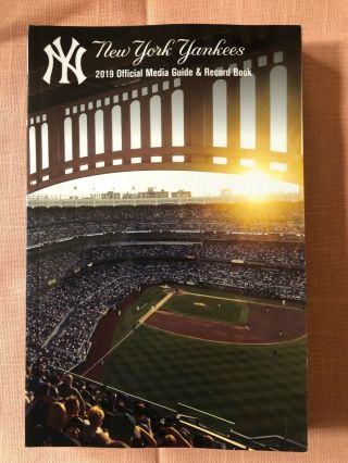 2019 York Yankees Media Guide With Aaron Judge,  Giancarlo Stanton,  Sanchez
