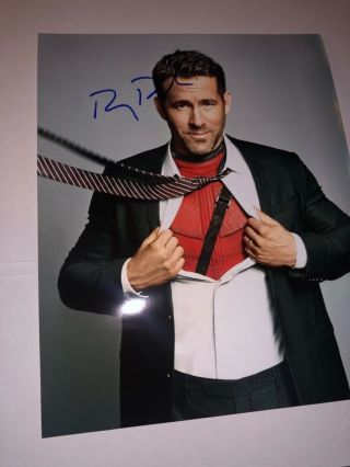Ryan Reynolds Signed 8x10 Photo Deadpool Picture Tate
