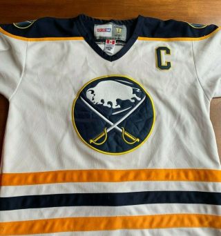 Ccm Buffalo Sabres Authentic Stitched Vintage Jersey 11 Gilbert Perreault Sz 48