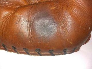 1940s Wilson A2200 Professional 2 Fingers Here The Ball Hawk 3 Baseball Glove 3