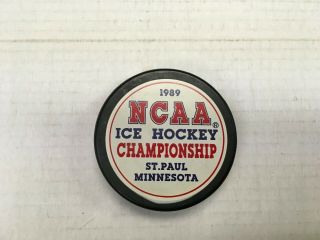1989 Ncaa Ice Hockey Championship St Paul,  Mn Hockey Puck Harvard Crimson F6