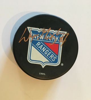 Autograph Wayne Gretzky Ny Rangers Signed Hockey Puck