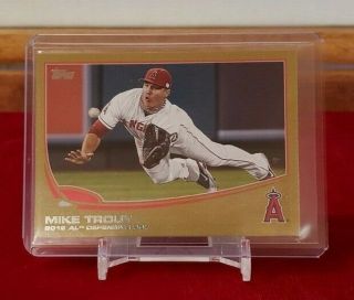 2013 Topps Mike Trout Defensive Poy Gold Border 536 978/2013
