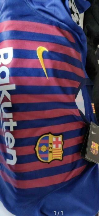 Lionel Messi Barcelona Home Jersey Camp Nou Size XL 5