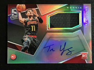 2018 - 19 Panini Spectra Trae Young Jersey On Card Auto Rc 104 181/299