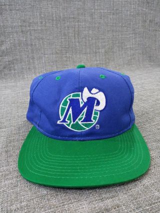 Vintage Sports Specialties Nba Dallas Mavericks Retro Logo Snapback Hat Cap Dirk