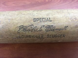 Vintage Roberto Clemente 125 Bat.  Hillerich & Bradsby Louisville Slugger.  30 "