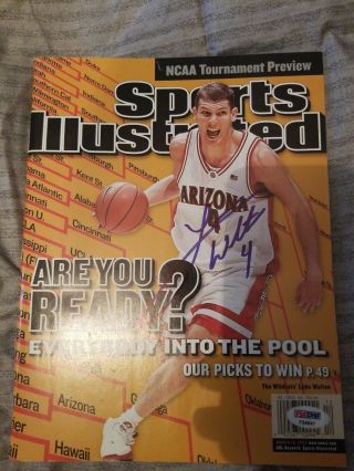 Luke Walton Autographed Sports Illustrated March 2002 Are You Ready? Psa