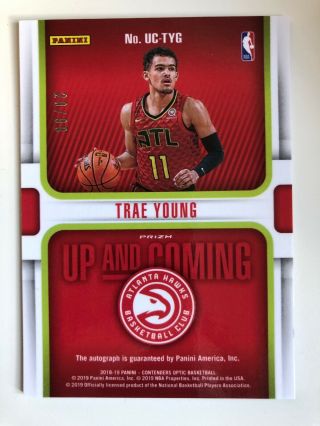 18 - 19 Contenders Optic Up & Coming Trae Young RC Auto Card Silver Prizm 20/99 2