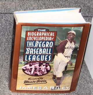 The Biographical Encyclopedia Of The Negro Baseball Leagues 1994 1st Edition Dj