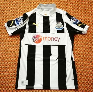 2012 - 2013 Newcastle United,  Home Football Shirt By Puma,  Boys Xl,  164,  James