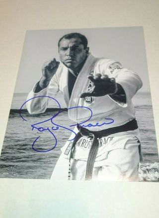 Royce Gracie Ufc Autograph 8x10 Photo Signed Authentic Champion Mma Hof Brazil