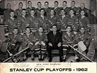 4 - 3 - 1962 Stanley Cup Program Signed By Entire N.  Y Rangers Vs Toronto Maple Leafs