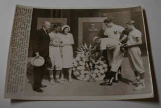 1965 Babe Ruth Monument Park Yankee Stadium Press Photo (boston Herald Archives)