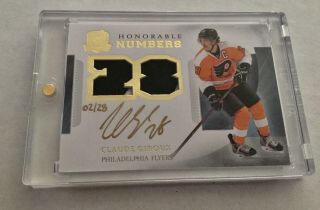 13/14 The Cup Claude Giroux Honorable Numbers Patch/auto /28.  Gold Auto