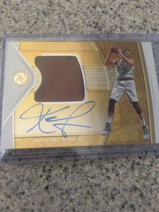 2018 - 19 Opulence Kevin Love Game Jersey Auto 07/49