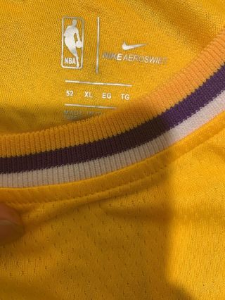 Nike LeBron James Collectible Swingman Men ' s Jersey (LA Lakers) Never Worn XL 4
