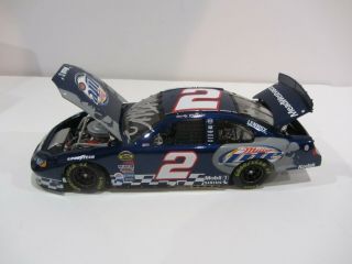 2004 RUSTY WALLACE signed 1:24 NASCAR MILLER LITE DIECAST CAR larry dixon can 8