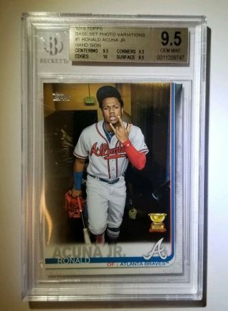 Very Rare Bgs 9.  5 With 10 Ronald Acuna Photo Variation 2019 Topps Hand Sign Card