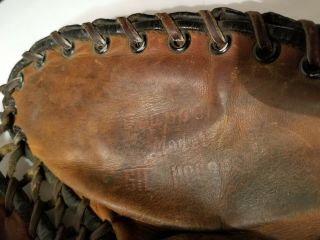 vintage baseball gloves catchers mitts trapper model.  Stitched 2