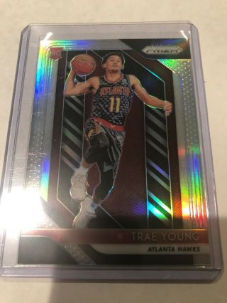 2018 - 19 Panini Prizm Trae Young Silver Rc