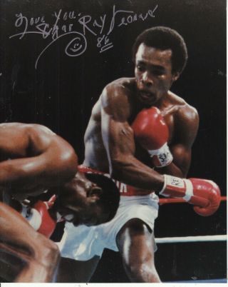 Sugar Ray Leonard Signed Boxing Champ Photo