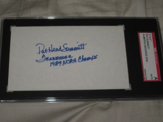 Pat Summitt Autographed 3x5 Index Card - Sgc Slab - Encapsulated - Hof - 2 Inscriptions