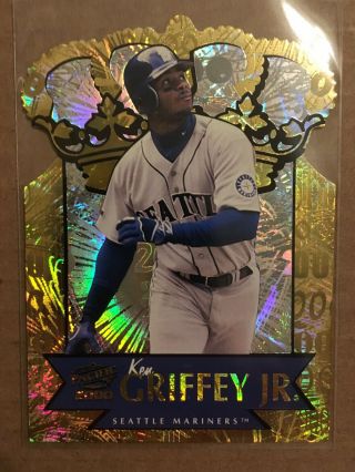 2000 Pacific Gold Crown Die - Cuts 30 Ken Griffey Jr.  Baseball Card