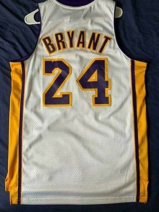 Men ' s Adidas NBA Los Angeles Lakers jersey Kobe Bryant 24 size M 2