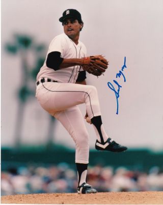 Sid Monge Detroit Tigers Action Signed 8x10