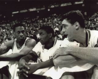 Dennis Rodman - Isiah Thomas - Bill Laimbeer Detroit Pistons 8x10 Sport Photo (xxxl)