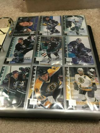 1997 - 98 Upper Deck Hockey Card Complete Set With Sp 