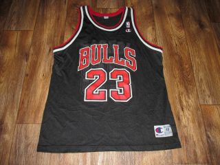Michael Jordan Chicago Bulls 23 Basketball Jersey,  Size 48,