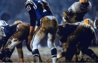 Johnny Unitas Baltimore Colts 8x10 Sports Photo 1