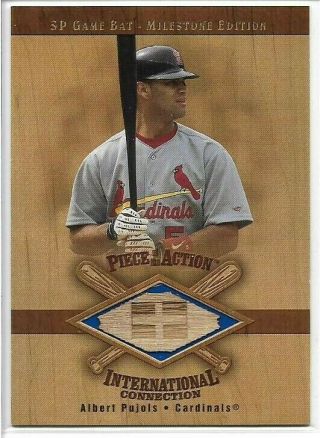 Albert Pujols St.  Louis Cardinals 2001 Sp Game Rookie Bat Card