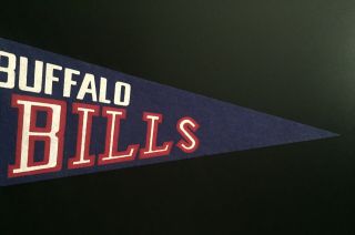 Vintage Buffalo Bills NFL Pennant with Single Bar Facemask 3