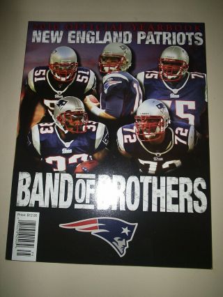2010 England Patriots Yearbook Tom Brady Matt Light Kevin Faulk Jerod Mayo