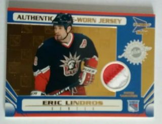 2003 - 04 Pacific Prism Patch Variation 135 Eric Lindros York Rangers Sn/75