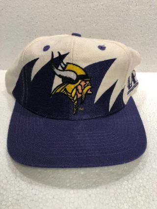 Vintage Logo Athletic Minnesota Vikings Sharktooth Snapback Hat Cap Auto