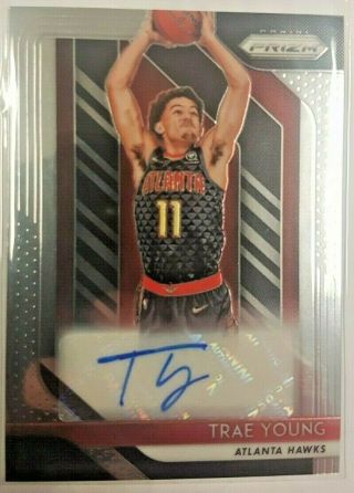 2018 - 19 Panini Prizm Trae Young Autograph Auto Rookie Rc Rs - Tyg Basketball Card