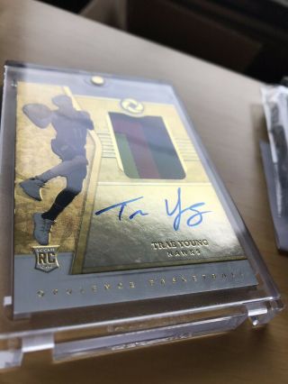 TRAE YOUNG 2018 - 19 Panini Opulence Rookie Patch Auto GOLD RC 4CL RPA /25 3