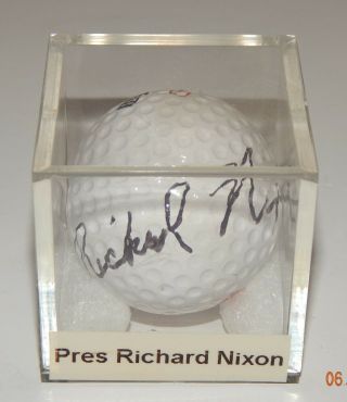 Richard Nixon Signed Golf Ball