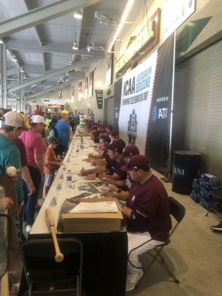 2019 Mississippi State Bulldogs Signed College World Series Game Ball 8