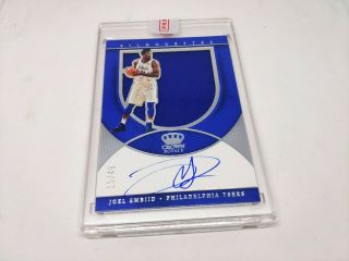 2018 - 19 Crown Royale Auto Relic Silhouettes Joel Embiid D /49 Exch