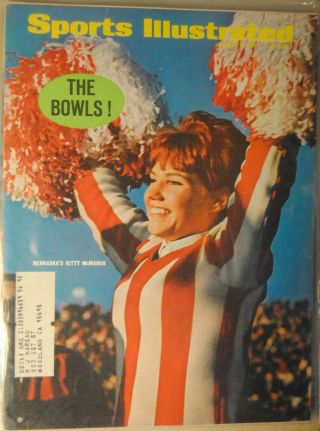 1967 Sports Illustrated - College Football Bowls Nebraska Kitty Mcmanus