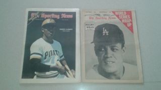 2 Issues The Sporting News 1971 Roberto Clemente & 1965 Maury Wills World Series
