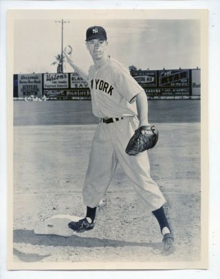 1950s Gil Mcdougal Ny Yankees Type 1 Official Photo By Thorne